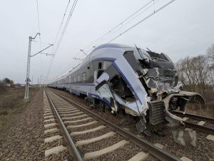 Nehoda na přejezdu v polské obci Nowa Sucha.
Zdroj: Komenda Powiatowa Państwowej Straży Pożarnej w Sochaczewie