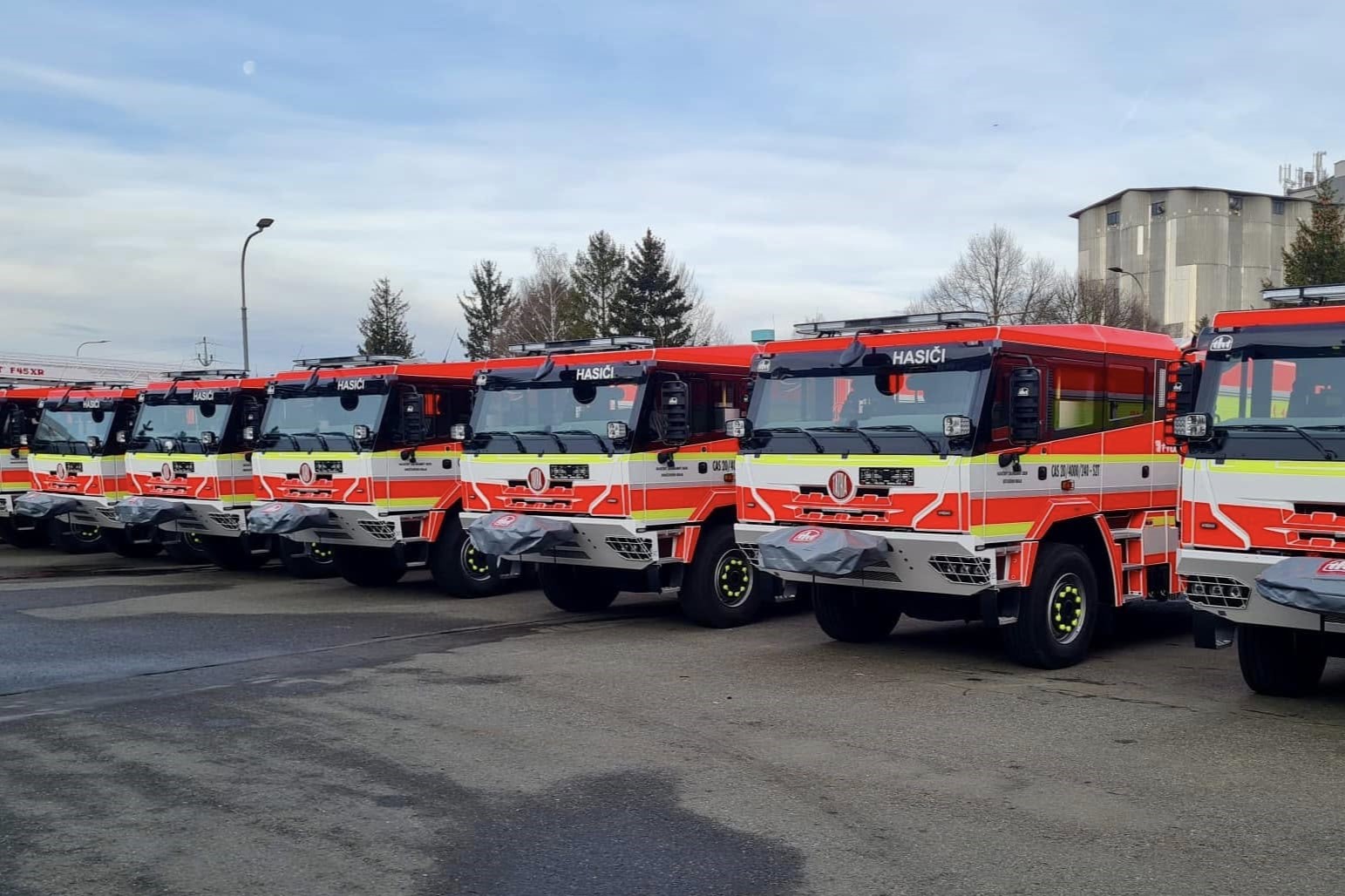 První várka nové generace vozidel řady Tatra Force pro HZS ČR. Zdroj: HZS ČR