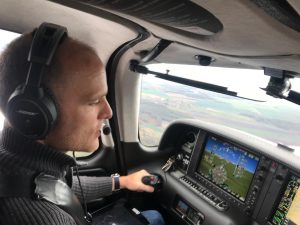 Pilot Boeingu B-747 a řidič autobusu DPP Jan Máče. Foto: archiv Jana Máčeho