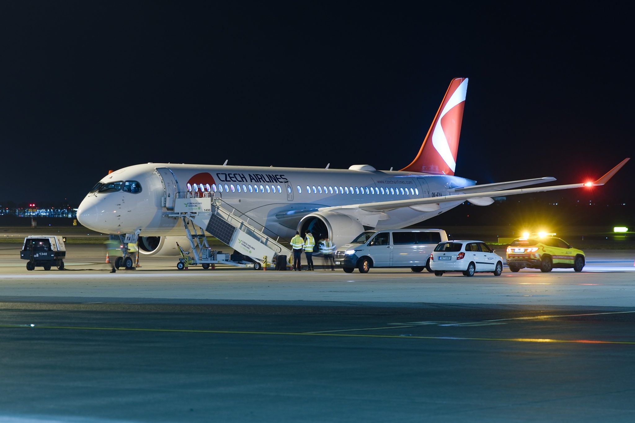 Airbus A220-300 Smartwings v barvách ČSA (OK-EYA). Zdroj: Czech Airlines Handling