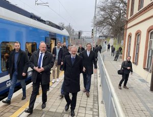 Slavnostního završení modernizace trati Brno - Zastávka se zúčastnil i premiér Petr Fiala. Autor: Zdopravy.cz/Jan Šindelář