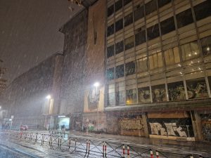 Nevábná východní strana bruselského nádraží Bruxelles Midi. Foto: Zdopravy.cz / Jan Nevyhoštěný