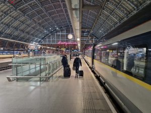 Příjez rychlovlaku Eurostar na londýnské nádraží St Pancras International. Foto: Zdopravy.cz / Jan Nevyhoštěný