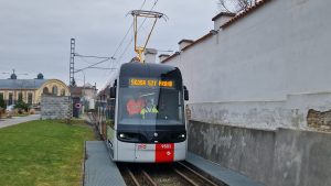 První představení tramvaje Škoda Forcity Plus 52T v Plzni. Foto: Zdopravy.cz / Jan Nevyhoštěný