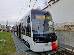 První představení tramvaje Škoda Forcity Plus 52T v Plzni. Foto: Zdopravy.cz / Jan Nevyhoštěný