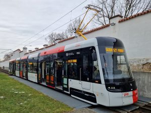 První představení tramvaje Škoda Forcity Plus 52T v Plzni. Foto: Zdopravy.cz / Jan Nevyhoštěný