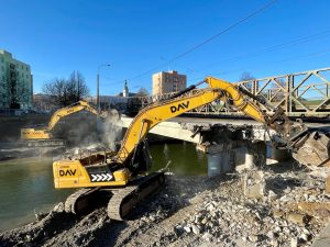 Demolice mostu v Opavě.
Foto: Zdopravy.cz / Vojtěch Očadlý