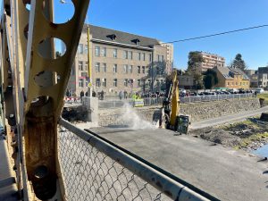 Demolice mostu v Opavě.
Foto: Zdopravy.cz / Vojtěch Očadlý