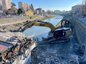 Demolice mostu v Opavě.
Foto: Zdopravy.cz / Vojtěch Očadlý