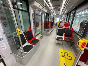 Nová tramvaj EVO1/o pro Olomouc (DPMO). Foto: Zdopravy.cz / Vojtěch Očadlý