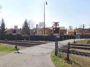 Přejezd ve Frýdku-Místku, který nahradí podjezd.
Zdroj: Google Street View