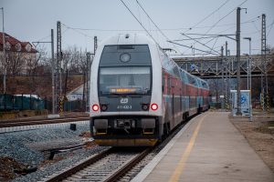 Zastávka Praha-Holešovice zastávka bude od pondělí minulostí. Foto: Ropid