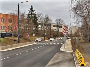 Rekonstruovaná Peroutkova ulice na Praze 5. Foto: TSK