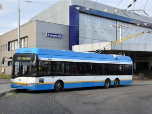 Trolejbus Solaris Trollino 15AC Dopravního podniku Ostrava (DPO). Zdroj: DPO