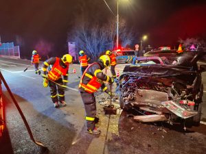 Nehody na křižovatce v Dobré z posledních týdnů.
Foto: HZS MSK / ZZS MSK