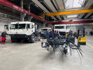 Výroba v automobilce Tatra Trucks.
Foto: Zdopravy.cz / Vojtěch Očadlý