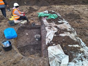 Záchranný archeologický výzkum v trase budoucí přeložky silnice I/12 mezi Běchovicemi a městem Úvaly. Foto: ŘSD