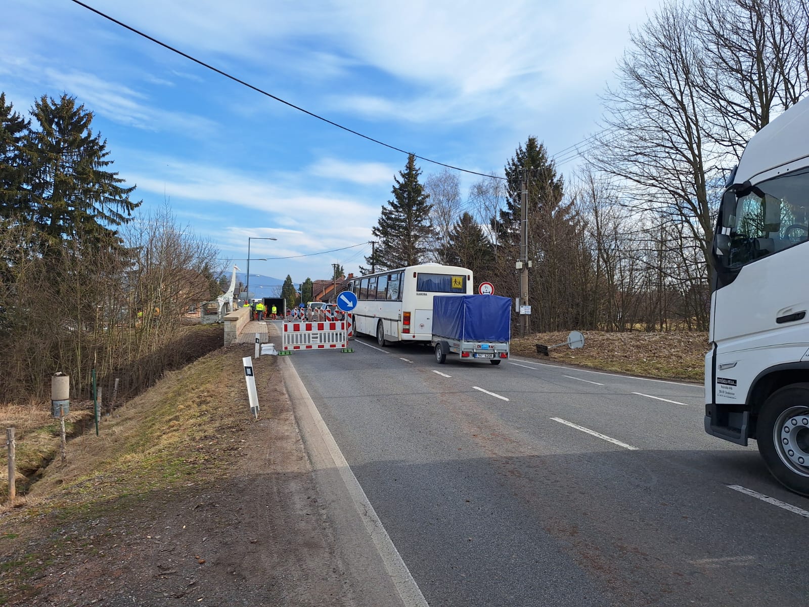 Oprava mostu na silnici I/16 v Horkách u Staré Paky. Foto: ŘSD