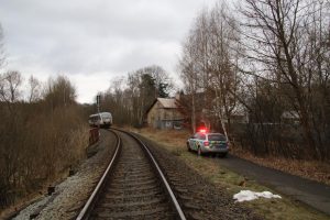 Nastražené kameny v kolejišti v České Lípě. Foto: Policie České republiky