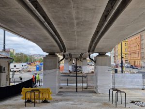 Dokončované estakády úseku Bubny - Výstaviště. Foto: Zdopravy.cz