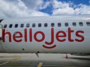Charterový letoun společnosti HelloJets v barvách CK Blue Style. Foto: Zdopravy.cz