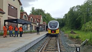 První osobní vlak v Karpaczi po 25 letech. Foto: Koleje Dolnośląskie