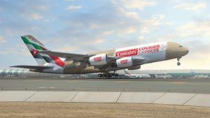 Airbus A380 Emirates jako reklama na kurýrní službu Emirates Courier Express.
Zdroj: Emirates