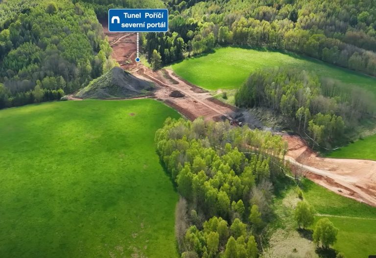 Stavba D11 u Trutnova. Foto: ŘSD
