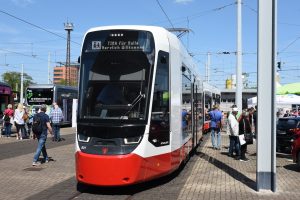 Nová tramvaj Stadler TINA pro Halle. Foto: Michal Chrást