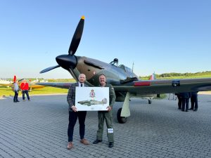 Slavnostní představení letounu Hawker Hurricane Mk.IIa.
Foto: roflcopter.jpg