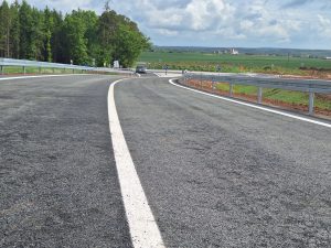 Silnice I/27 na křížení s budoucí D6. Pramen: ŘSD