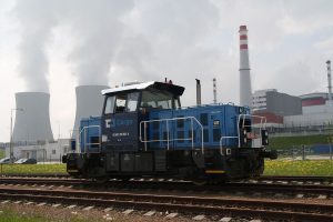 Posunovací lokomotiva ČD Cargo v areálu jaderné elektrárny Temelín. Pramen: Archiv ČD Cargo