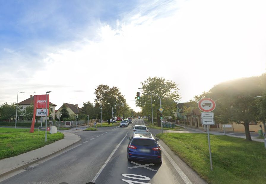 Silnice II/610 ve Staré Boleslavi. Foto: Google Street View