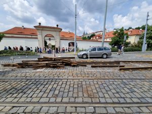Oprava tramvajové tratě na pražském Klárově u metra Malostranská. Foto: Zdopravy.cz