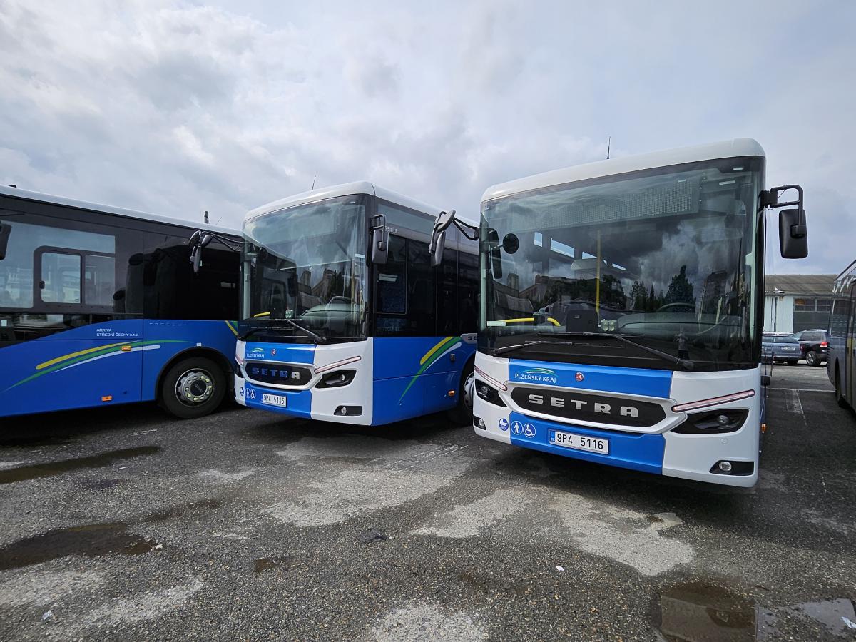 Nové autobusy Setra pro Plzeňský kraj. Foto: Poved