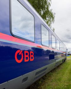 Modernizovaný lehátkový vůz Bbcmvz pro ÖBB. Foto: Škoda Group