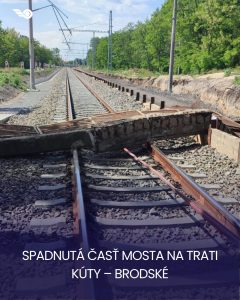 Pád mostu na trať Kúty - Brodské. Foto: ŽSR
