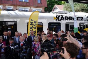 Obnovení železničního provozu do Karpacze. Foto: Facebook Paweł Gancarz