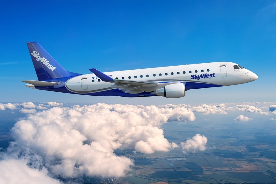 Embraer E175 v barvách SkyWest. Zdroj: Embraer