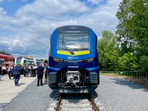 Stadler RS Zero. Foto: Zdopravy.cz / Vojtěch Očadlý