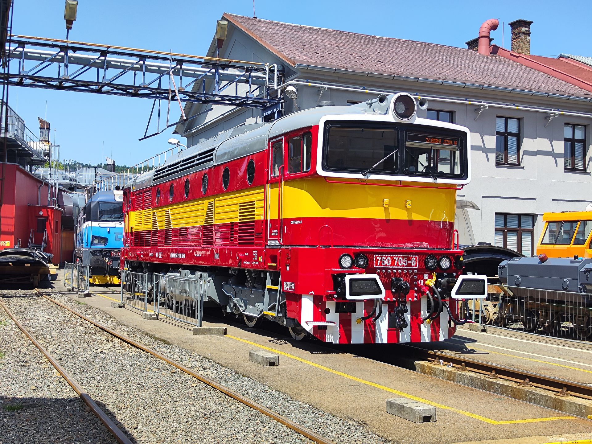 Lokomotiva 750.707 v retro nátěru. Foto: Dalibor Palko / CZ LOKO