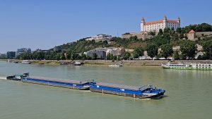 Loď RIO 2 společnosti EVD-Sped. v Bratislavě. Pramen: EVD
