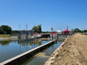 Nová plavební komora Rohatec na Baťově kanálu (červen 2025). Pramen: ŘVC