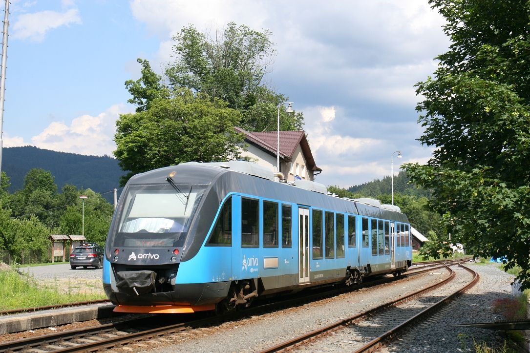 Stanice Velké Karlovice. Foto: Jiří Baťa / mapy.com