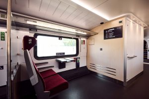 Prostor pro vozíčkáře. Foto: Mark Knopp /ÖBB
