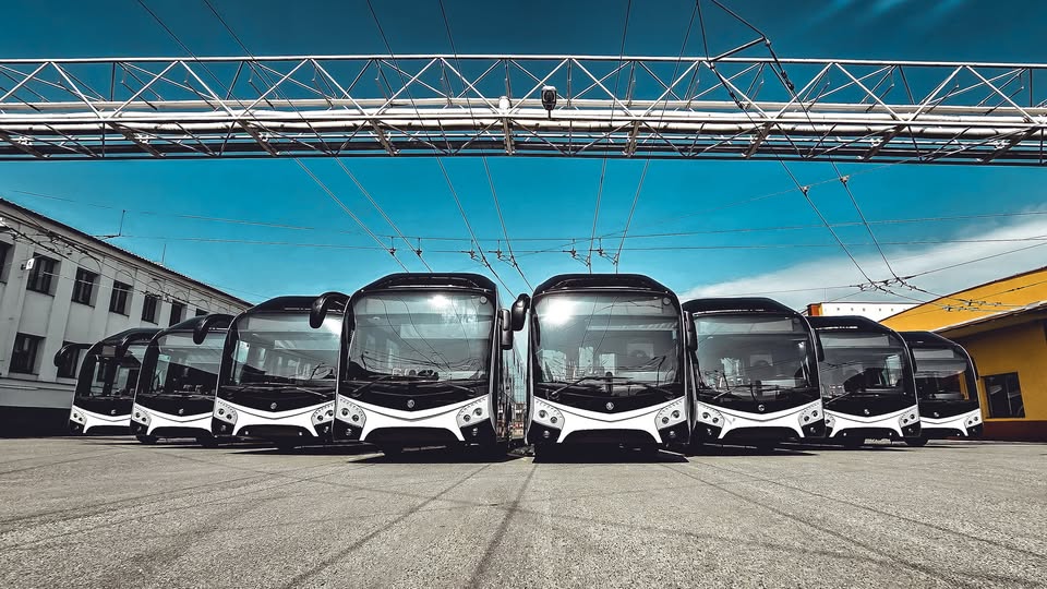 Trolejbusy Škoda 32Tr pro provoz v Pardubicích. Foto: DPMP