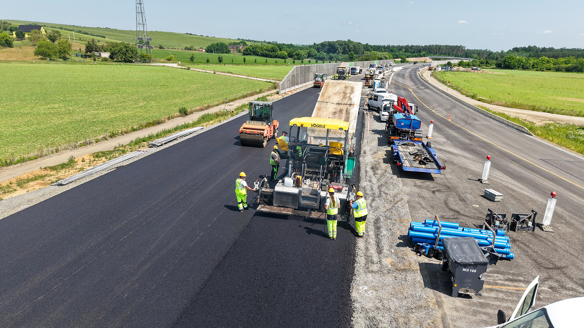 Práce na D55 Moravský Písek - Bzenec. Foto: ŘSD