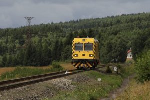 Měřící drezína EM 100 na trati Chomutov - Vejprty. Foto: Jarmila Ježilová / X.com/cdcargo