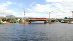Dvorecký most (stav výstavby v červenci 2025). Foto: Metrostav