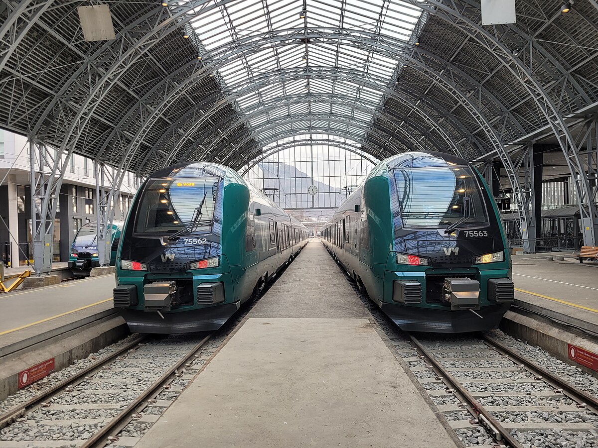 Jednotky Stadler FLIRT společnosti Vy tog v Bergenu. Foto: DCHalvorsen / Wikimedia Commons